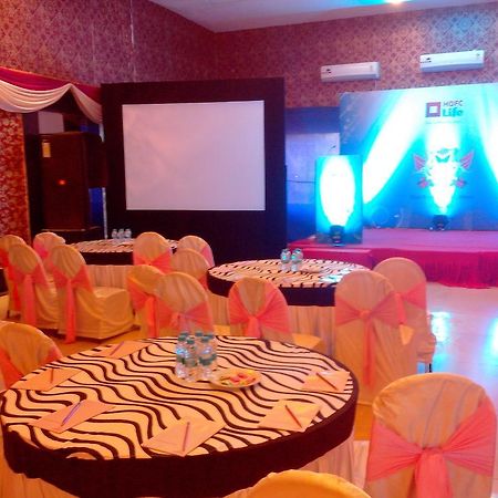 Meuse Jupiter Business And Luxury Hotel Nashik Dış mekan fotoğraf