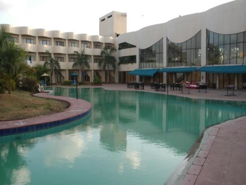 Meuse Jupiter Business And Luxury Hotel Nashik Dış mekan fotoğraf