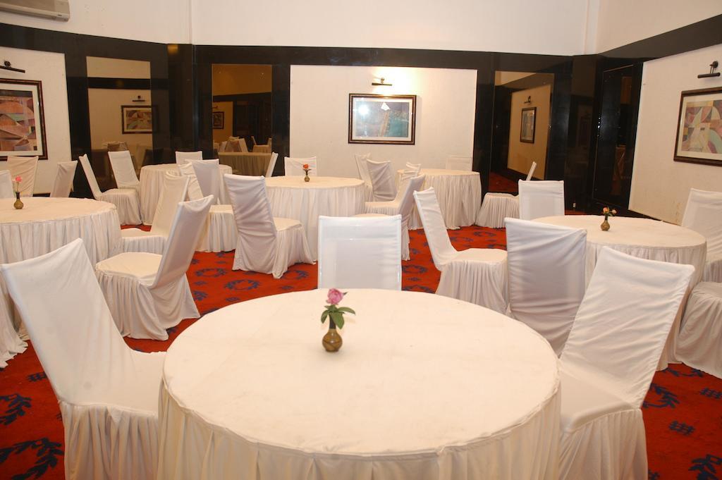 Meuse Jupiter Business And Luxury Hotel Nashik Dış mekan fotoğraf