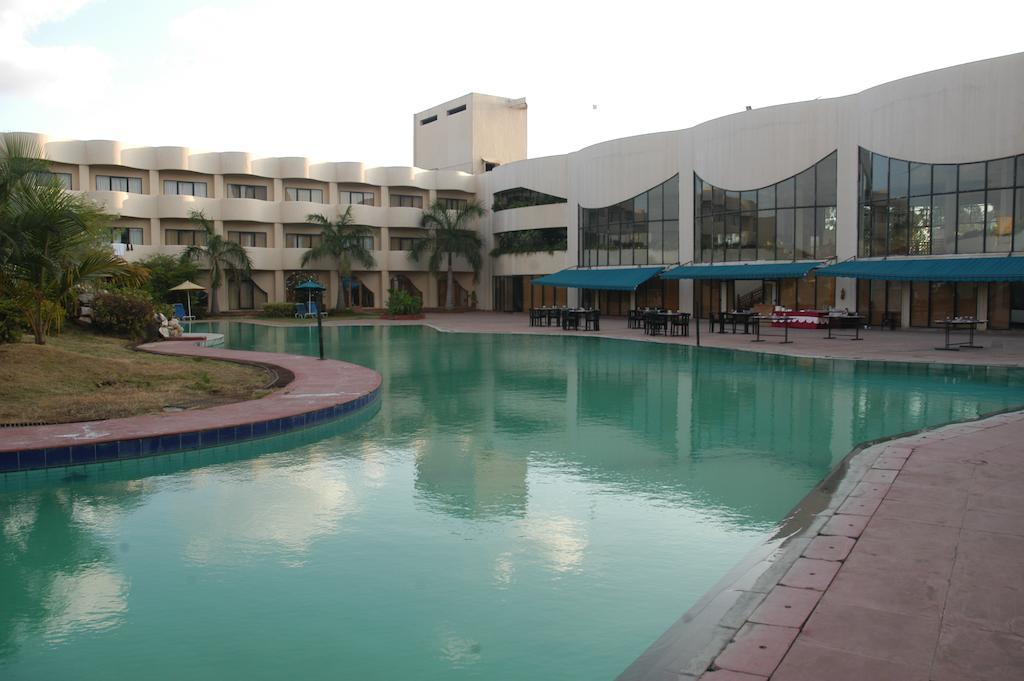 Meuse Jupiter Business And Luxury Hotel Nashik Dış mekan fotoğraf