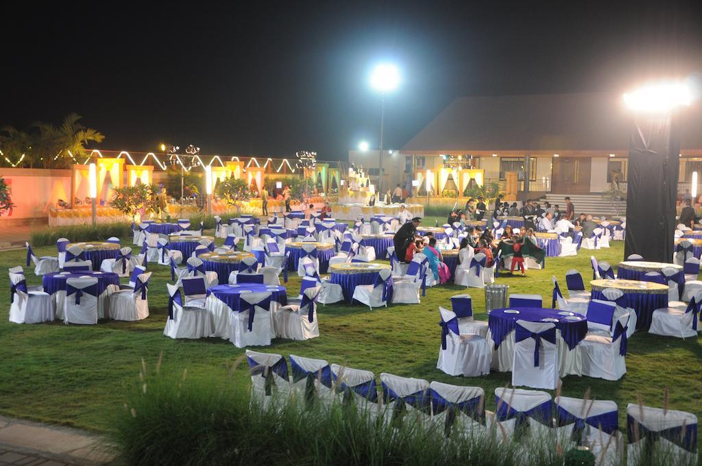 Meuse Jupiter Business And Luxury Hotel Nashik Dış mekan fotoğraf